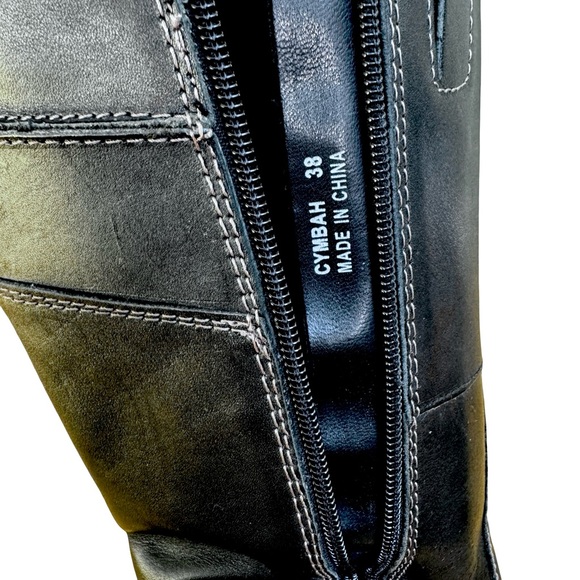 Aldo Black Leather Winter Boots, Size 38/7.5 - Picture 8 of 16